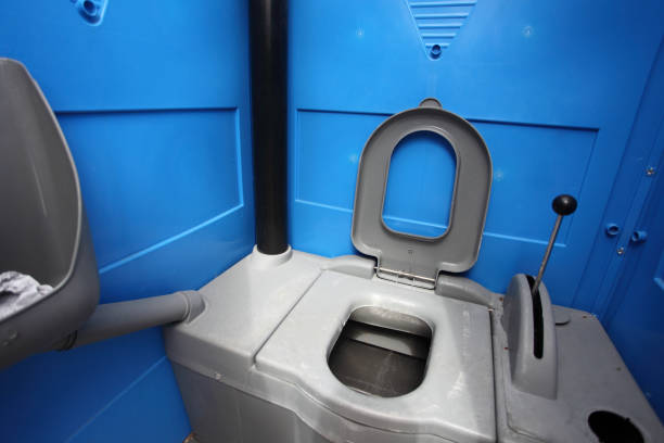 Best Porta potty delivery and setup  in Palo, IA